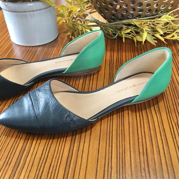 Tommy Hilfiger Naree Leather Pointed Flats - Picture 1 of 10